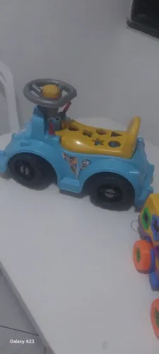 Bibi e carro