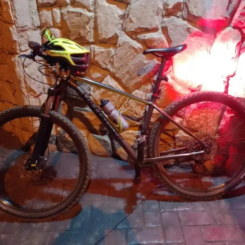 VENDENDO Bicicleta Specialized Rockhopper Expert Masculina Tamanho M(17)