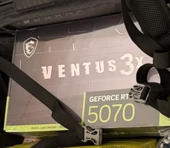 PLACA DE VÍDEO RTX 5070 VENTUS 3 X MSI 12 VRAM DOS EUA