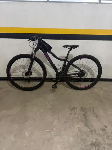 Bicicleta OGGI Float 5.0 Aro 29 - 24 Marchas - Freio a Disco