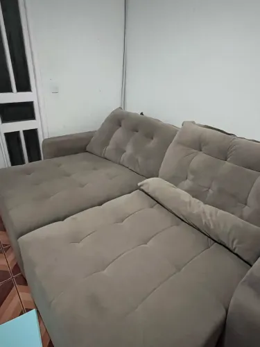 Sofá retrátil - excelente qualidade, 1 ano e meio de uso