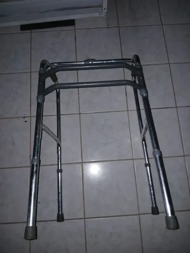 EQUIPAMENTOS HOSPITALAR