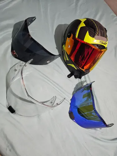 Capacete ls2 thunder carbon