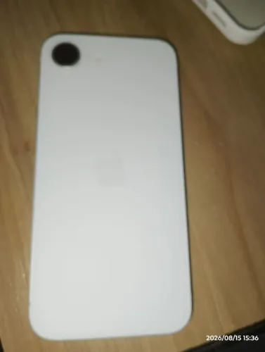 iPhone 16e Branco 128GB ,2 Meses de Uso ? Impecável ? Garantia até 2027