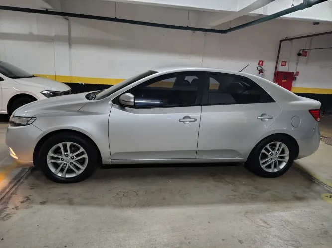 Kia Motors Cerato 1.6 16V Aut. 2011