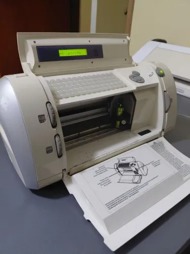 Máquina de corte Cricut