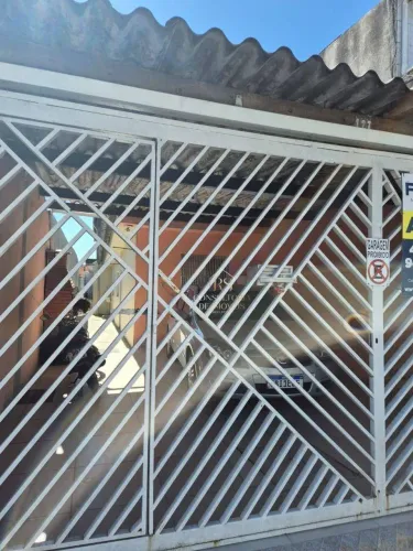 Casa para alugar por R$ 1.200,00/mês - Cidade Miguel Badra - Suzano/SP