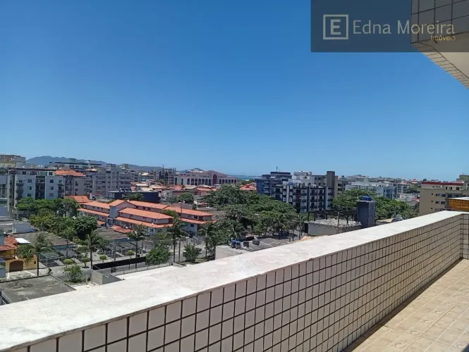 Excelente cobertura à venda em Cabo Frio-RJ, bairro Braga, 3 quartos, 1 suíte, 2 salas, 3 