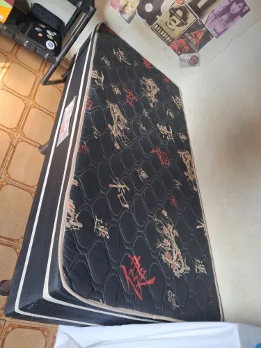 Cama de solteiro