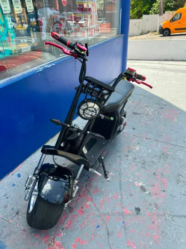 Scooter elétrica 