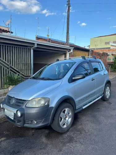 Volkswagen Crossfox 1.6 MI Total Flex 8V 5P 2010