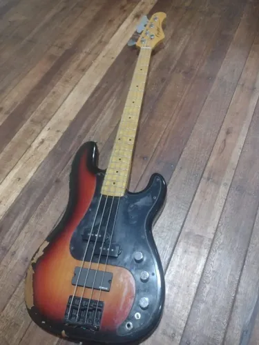 VENDO CONTRA BAIXO CONDOR 4 CORDAS