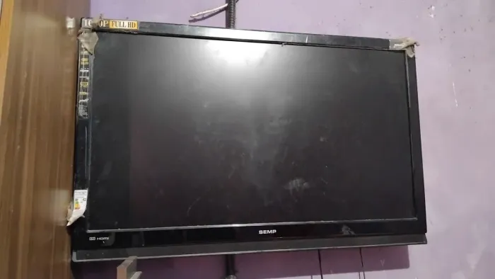 VENDE-SE TV 42 POLEGADAS