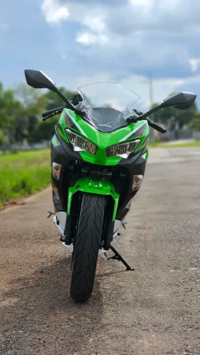 Kawasaki Ninja 400 KRT