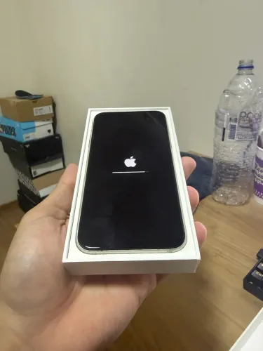 iPhone 11 64 GB Branco - Ótimo Estado - Com Caixa