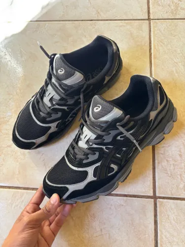 Asics NYC Gel