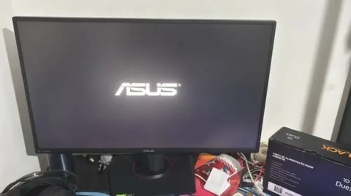 Monitor Gamer Asus 27' FHD 165hz 0,5ms VG278QR