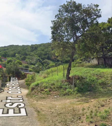Terreno bem localizado