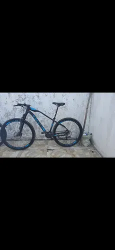 Vendo bike aro 29 toda em ordem só pega e andar