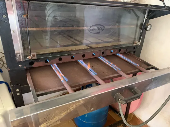 Vendo um forno de assar pizza bolo etc *
