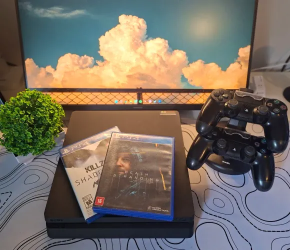 PlayStation 4 1tb + 2 Controles + Jogos