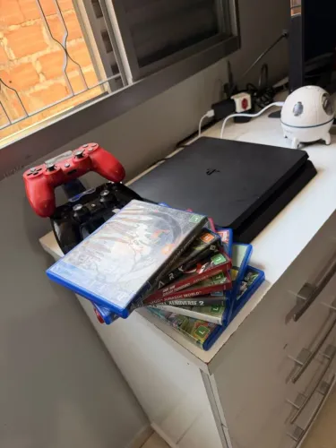 Play Station 4 Slim 500GB
