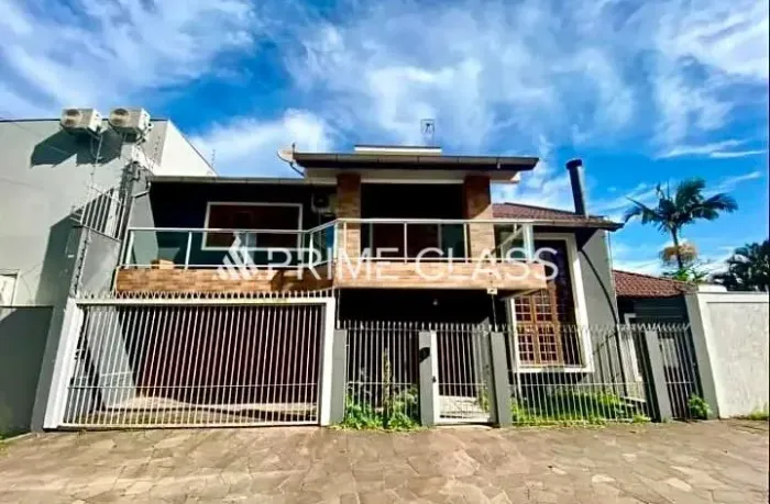 Sobrado residencial/comercial 2 dormitórios, 2 vagas cobertas, Bairro Marechal Rondon