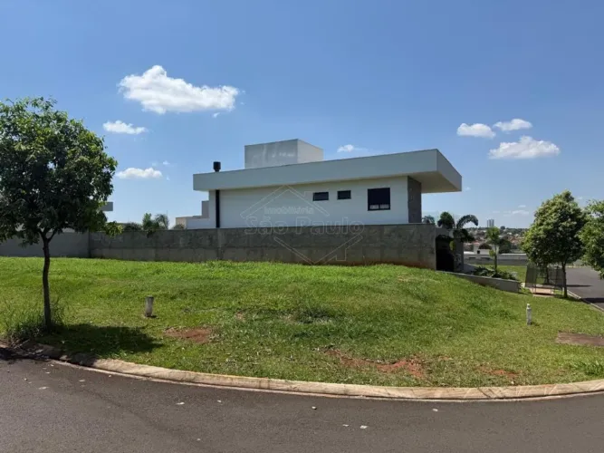 Venda de Terreno / Condomínio na cidade de Araraquara