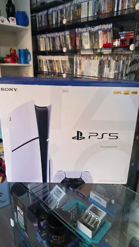 PS5 Slim, 1tb, lacrado, com NF e Garantia, aceitamos cartões ate 18x