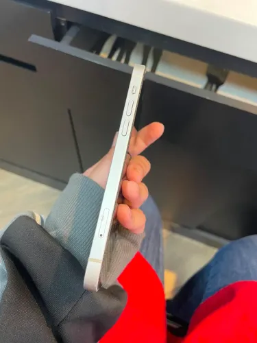 iPhone 12