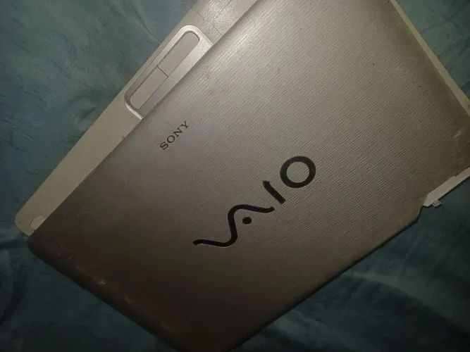 Vendo dois notbook soni vaio para remover peças ou restaurar