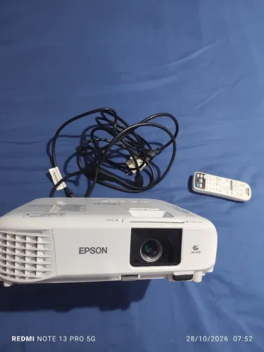 Projetor Epson E20