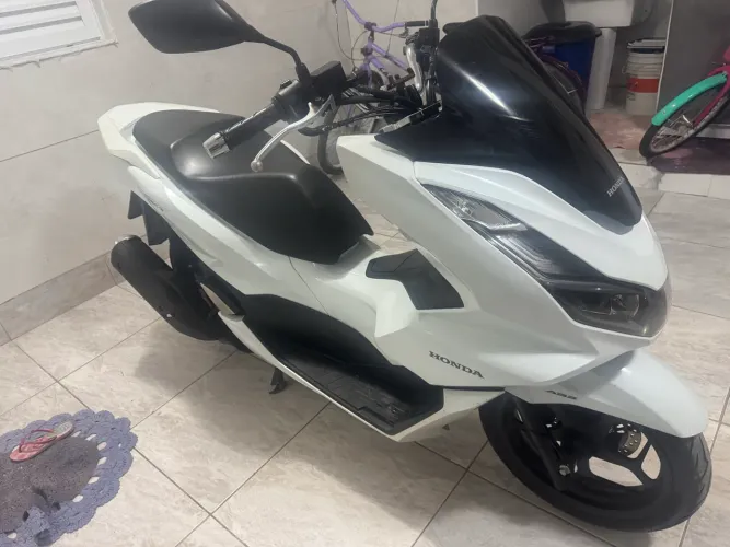 PCX Branca 24/24 DLX