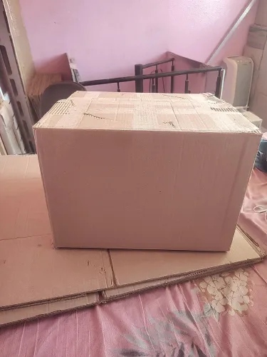 Caixa de papelão para mudança