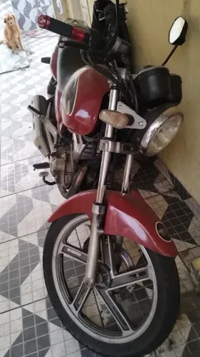 Suzuki GSR150i 2012