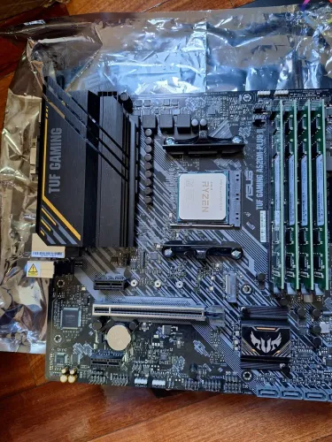KIT Ryzen 3 Pro 4350G, A520m TUF, 4x4 GB Ram