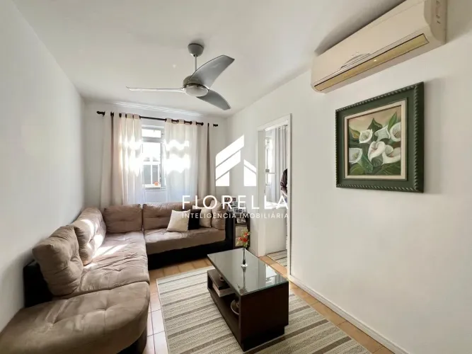 Apartamento semimobiliado com 02 dormitórios - Praia Comprida/São José
