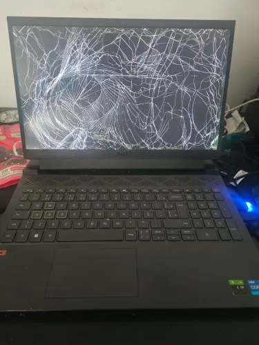Dell G15 5520 para retirar peças