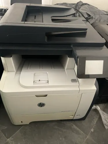 Multifuncional hp m521dn laser