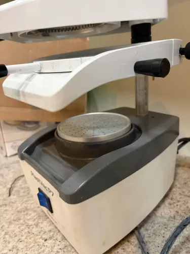 Plastificadora a Vácuo com Motor PlastVac P7 Bio-Art