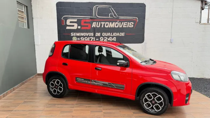 Fiat Uno Sporting 1.4 EVO Fire Flex 8V 4P 2015