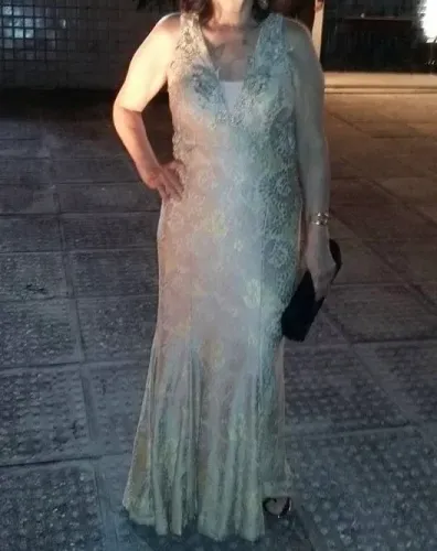 Vestido dourado tamanho 42