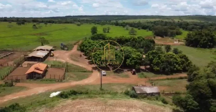 Fazenda à venda, 5 quartos, 5 vagas, Centro - Morro da Garça/MG