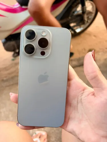 iPhone 15 pro 256gb