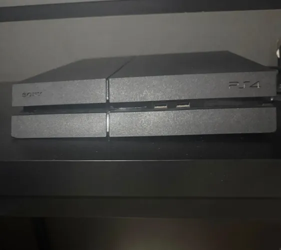 Play Station 4. Quatro jogos 