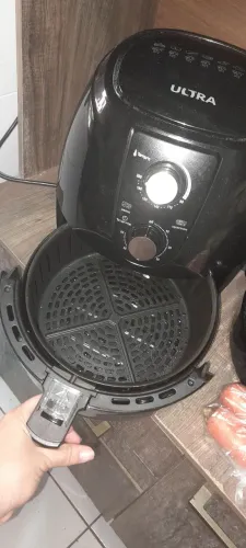 Vende-se air fryer