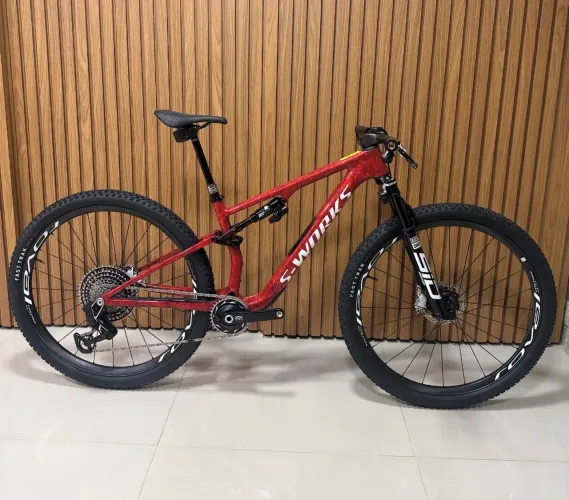 BIC Sworks Epic 8 2026 tam L