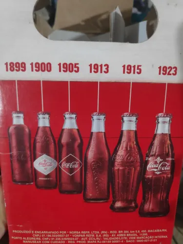 Garrafas de vidro antigas da coca cola