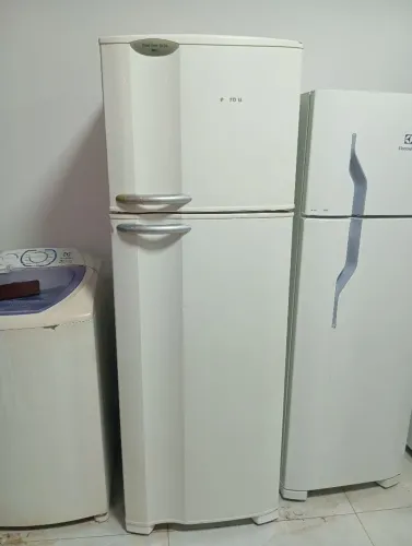 1Vendo Geladeira Electrolux 356Litros 110Volts FrostFree Revisada Com 3 Meses de Garantia