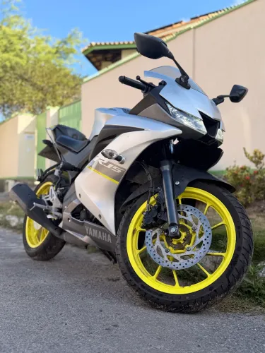R15